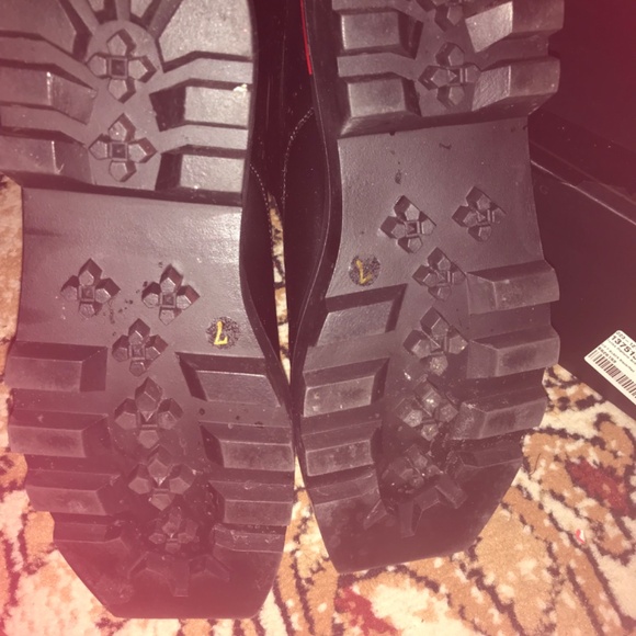 Black/red boots used size 7 - Picture 4 of 4